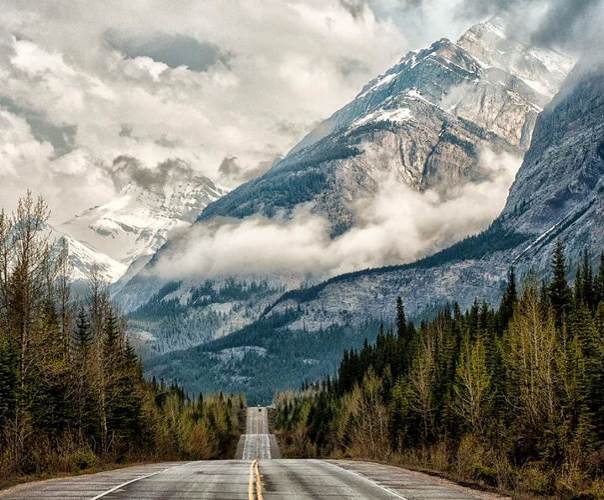 La montagne arrive