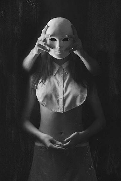 Prête à démasquer