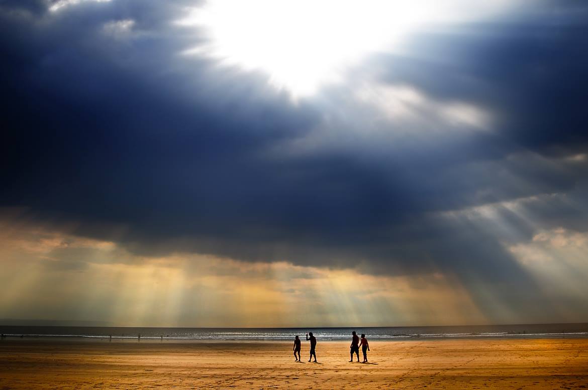 Tous, la même ombre au soleil