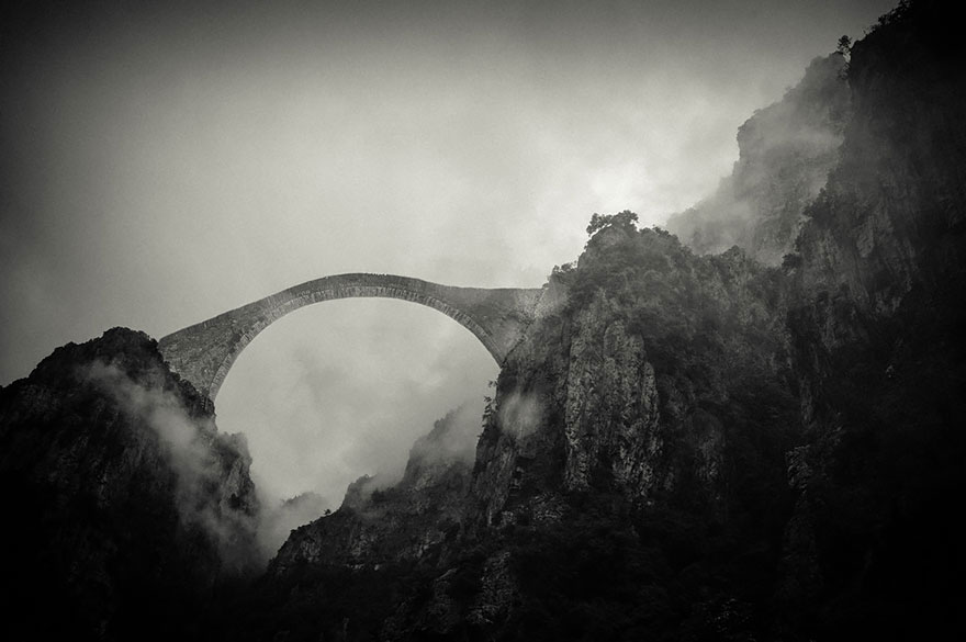 Le pont de la transformation (Grèce