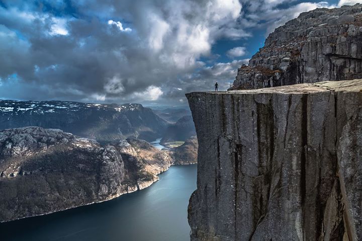 Le bout de la route, la petite voix