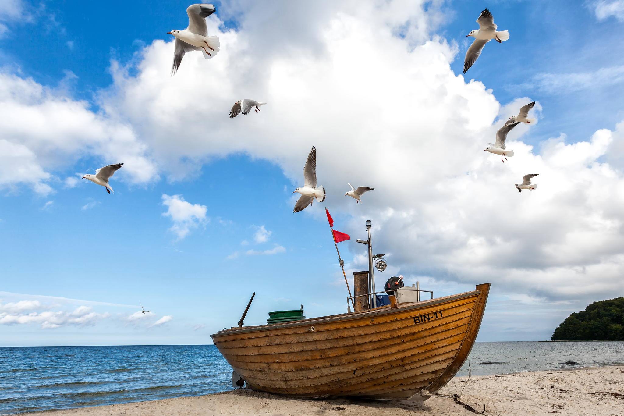 Le bateau sur le sable