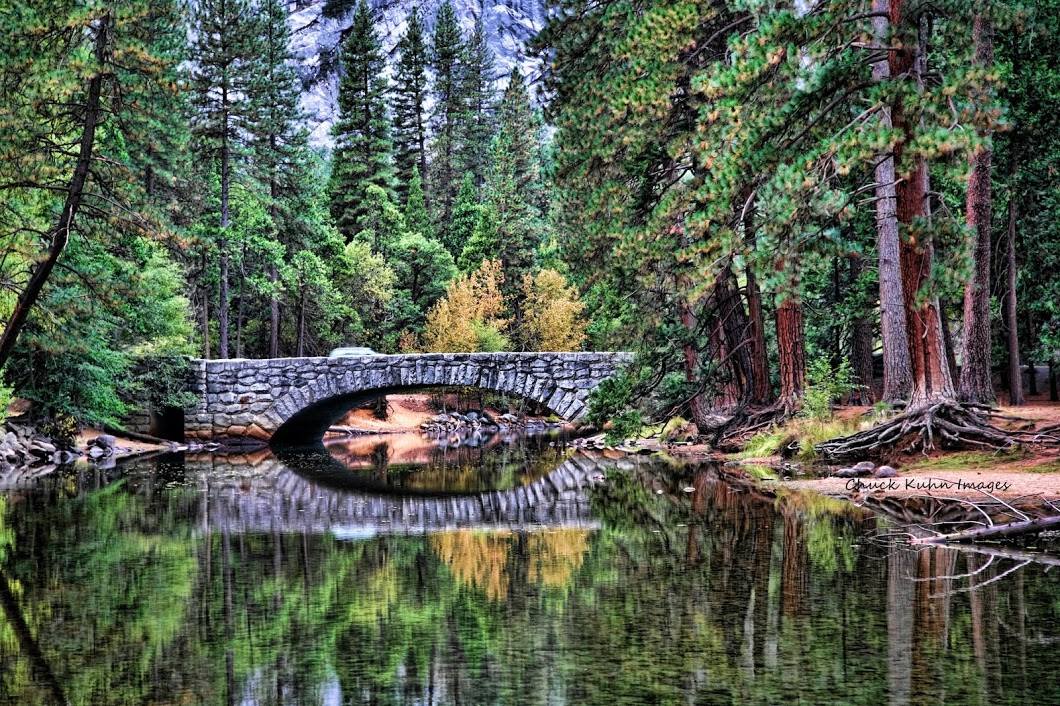 Le pont qui réfléchit