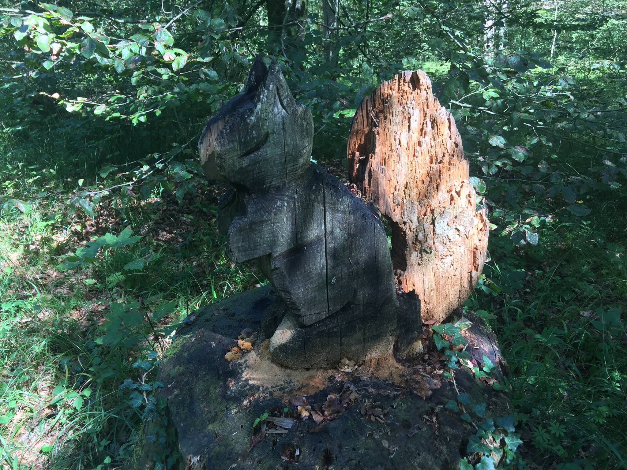 L’écureuil en bois toasté