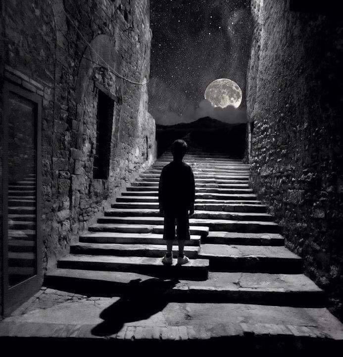 Comme la lune