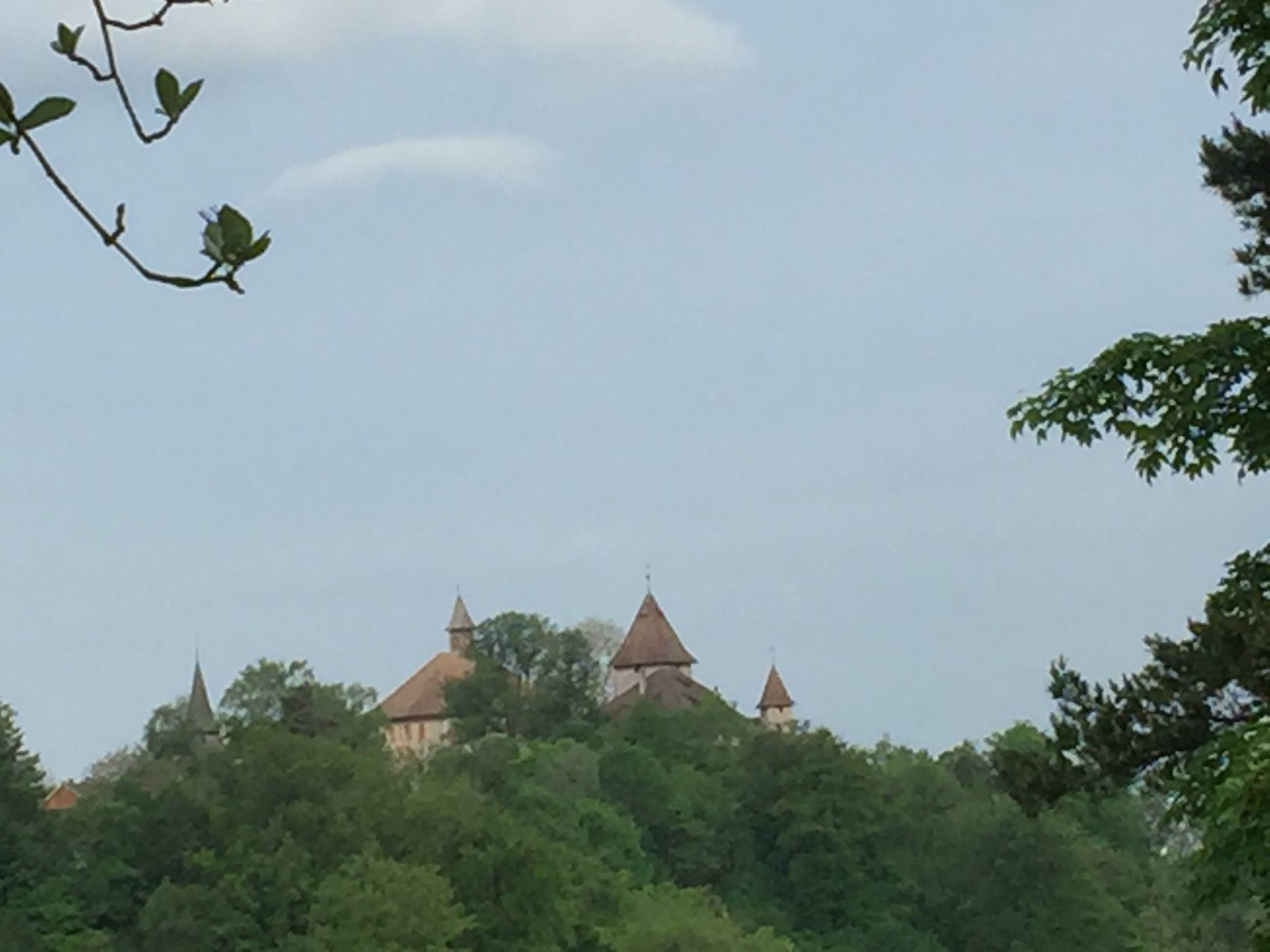 La castelette qui monte, qui monte…