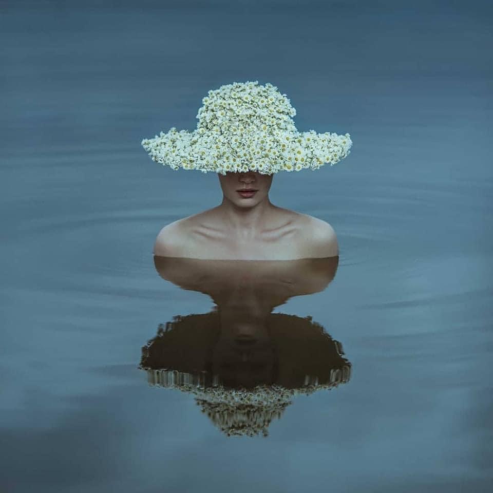 La femme est une île