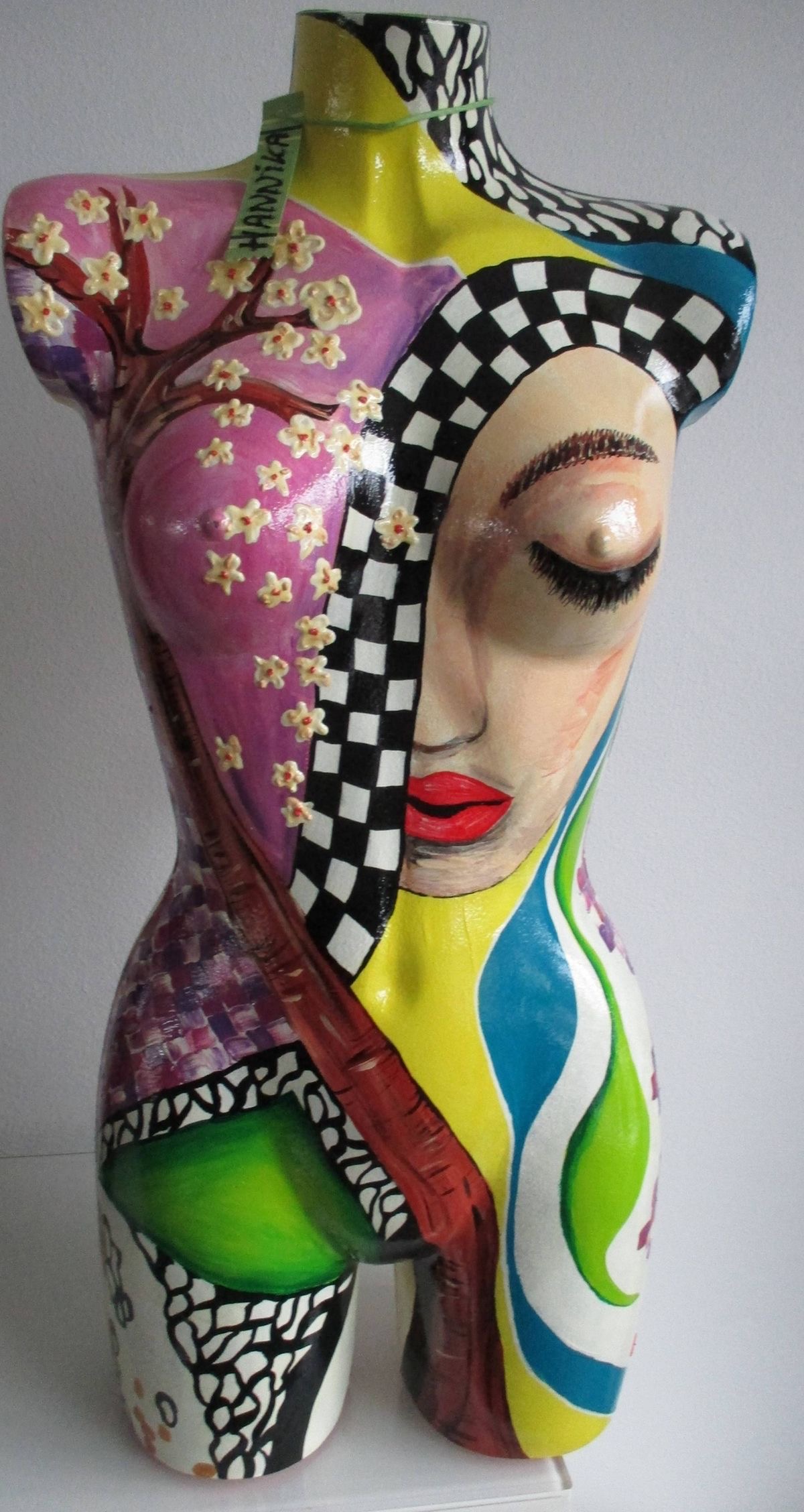 Mannequin Peace
