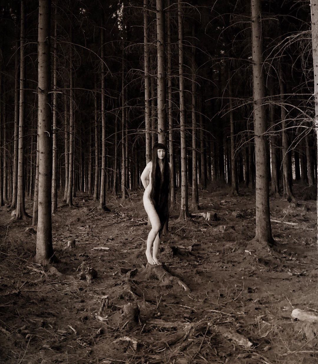 Autoportrait au féminin naturel