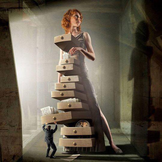 La femme à tiroirs