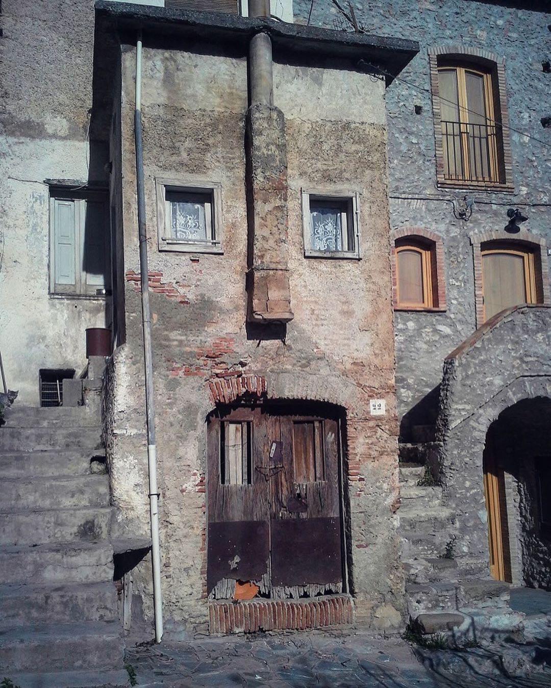 Les maisons qui parlent